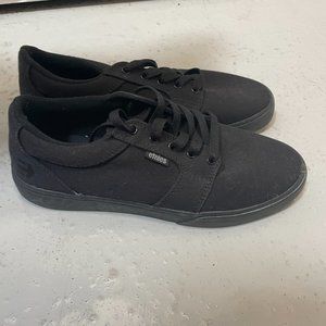 Black Etnies (Men's) *NWT*